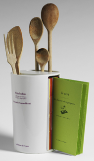 Coffret en porcelaine Serial colors